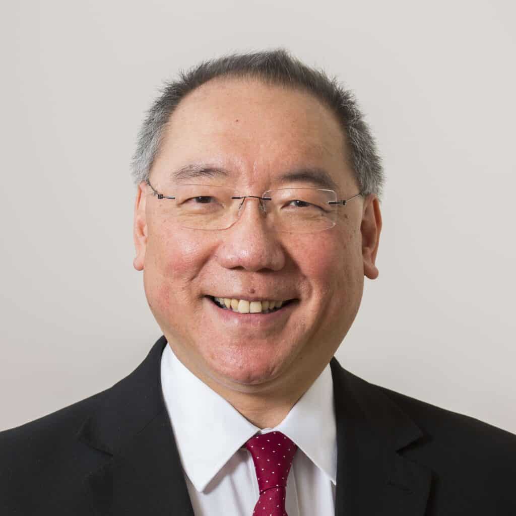 Image shows head and shoulders of Prof Sir Peng Tee Khaw